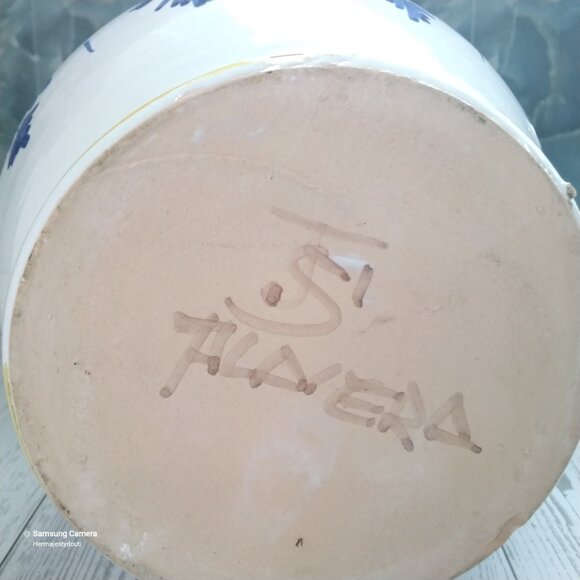 Vintage JS Talavara Hand-Crafted/Painted Folk Art Ceramic Artist Signed Pitcher - Picture 5 of 7